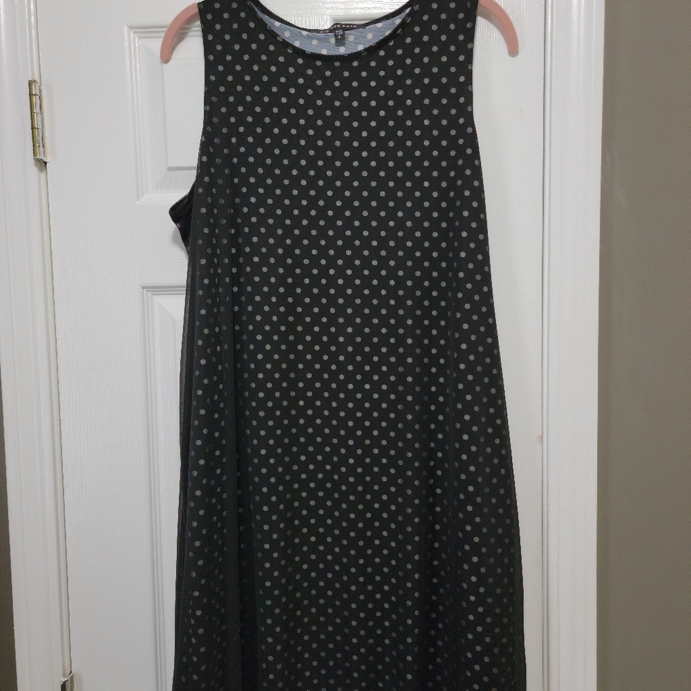 Sleeveless dress